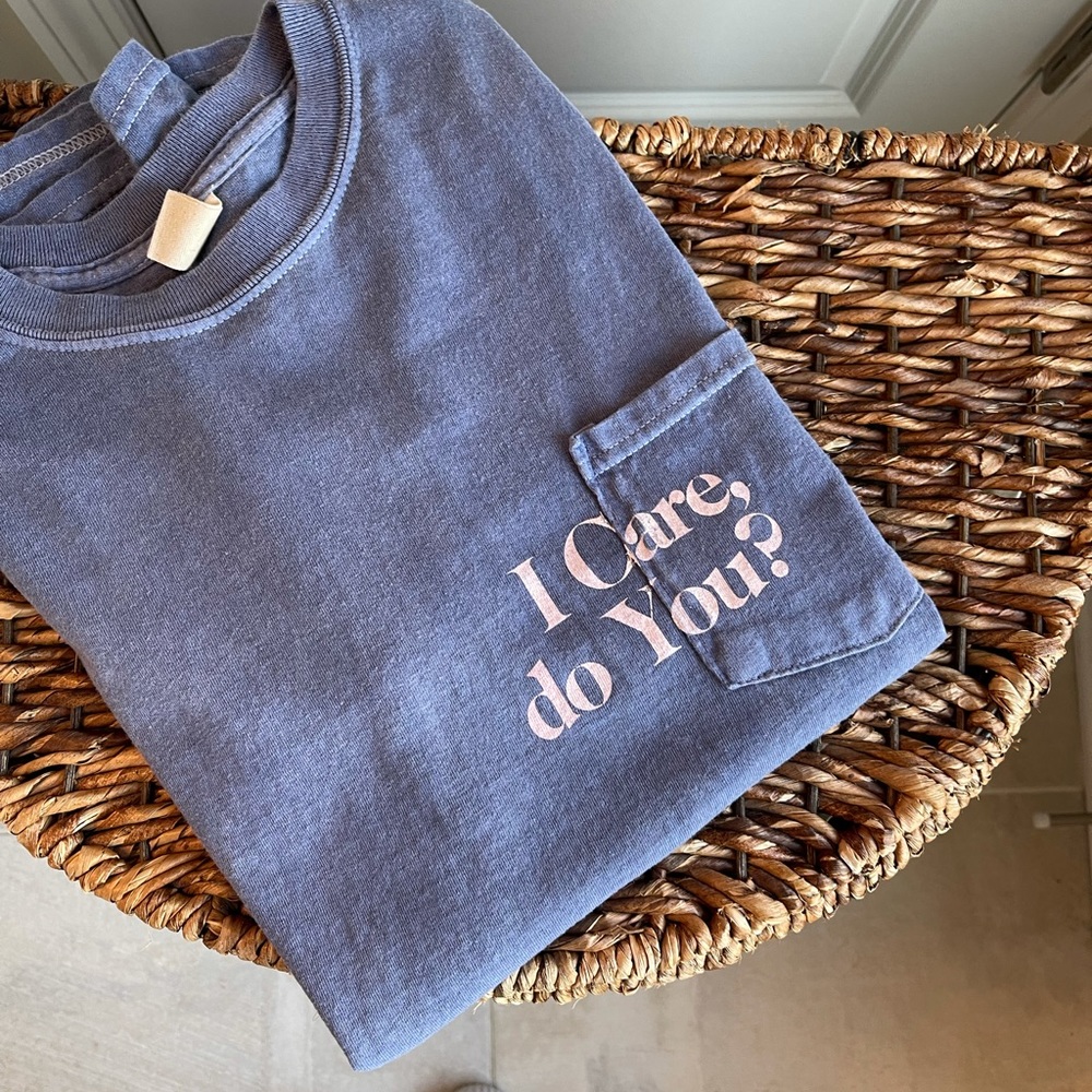 Cute T-shirt! Pair with anything.